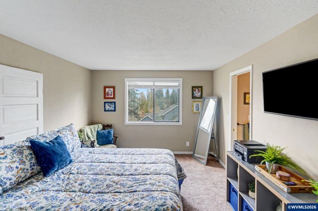 1028 Oakhill Av SE, Salem, OR 97302