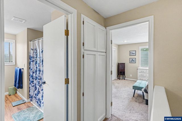 1028 Oakhill Av SE, Salem, OR 97302