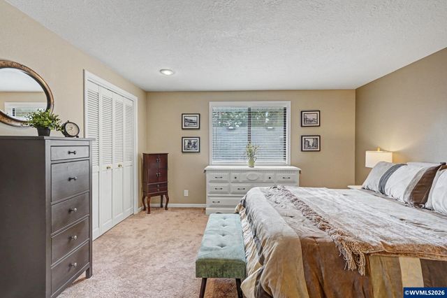 1028 Oakhill Av SE, Salem, OR 97302