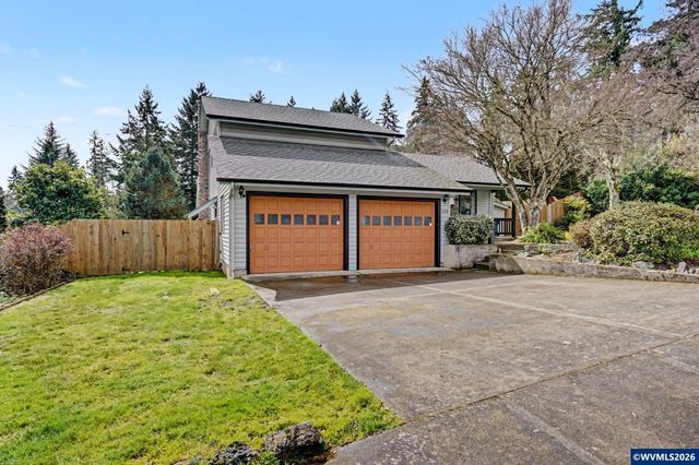 1028 Oakhill Av SE, Salem, OR 97302