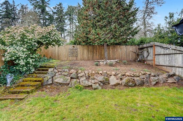 1028 Oakhill Av SE, Salem, OR 97302