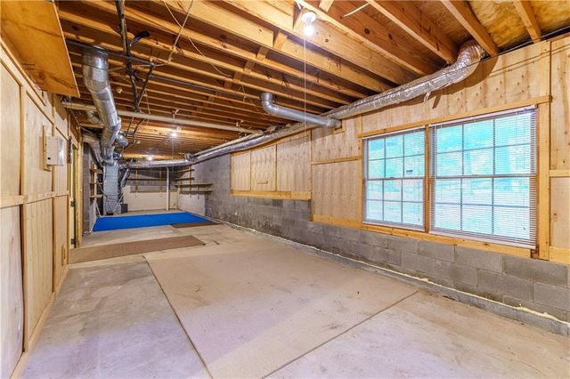 1700 Summit View Way, Snellville, GA 30078