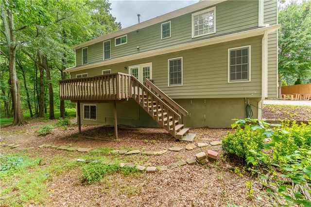 1700 Summit View Way, Snellville, GA 30078