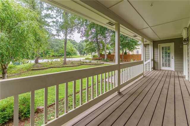1700 Summit View Way, Snellville, GA 30078