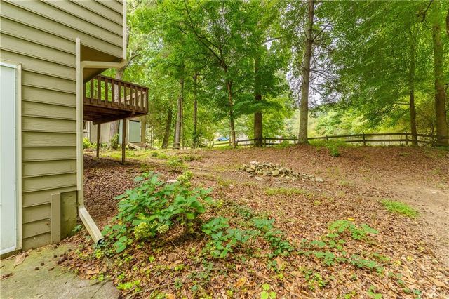 1700 Summit View Way, Snellville, GA 30078
