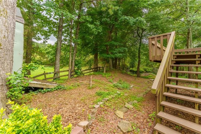 1700 Summit View Way, Snellville, GA 30078