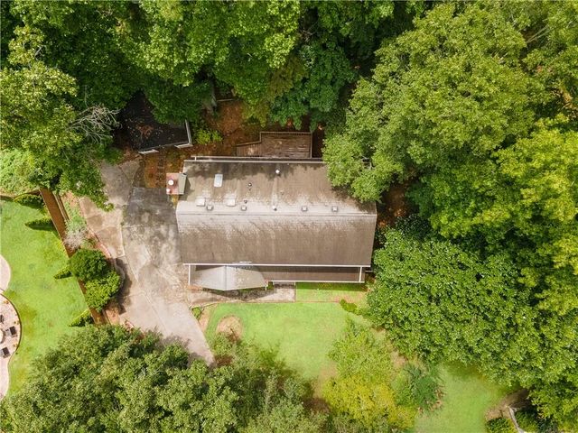 1700 Summit View Way, Snellville, GA 30078