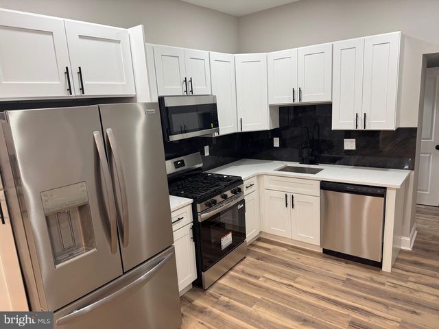 1912 W WILLARD ST, Philadelphia, PA 19140