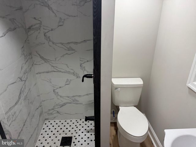 1912 W WILLARD ST, Philadelphia, PA 19140