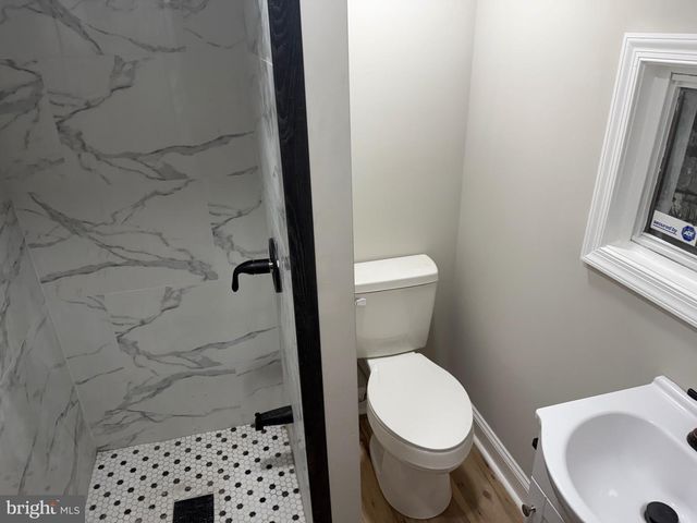 1912 W WILLARD ST, Philadelphia, PA 19140