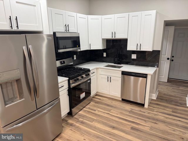 1912 W WILLARD ST, Philadelphia, PA 19140