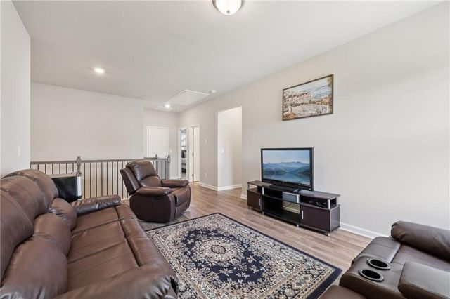 163 Cottontail Lane, Loganville, GA 30052