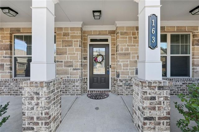 163 Cottontail Lane, Loganville, GA 30052