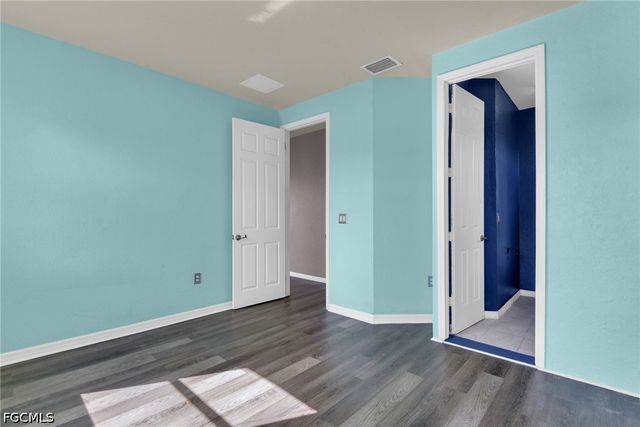 11258 Coimbra LN, Bonita Springs, FL 34135