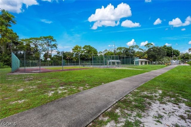 11258 Coimbra LN, Bonita Springs, FL 34135