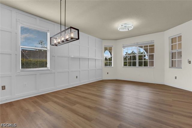 11258 Coimbra LN, Bonita Springs, FL 34135
