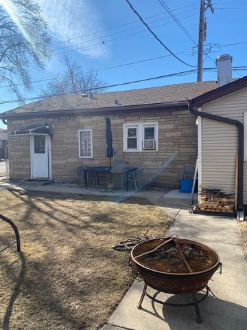 3300 N Osage Avenue, Chicago, IL 60634