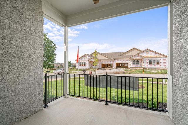 11921 S Tallgrass Drive 601, Olathe, KS 66061