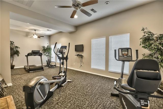 11921 S Tallgrass Drive 601, Olathe, KS 66061