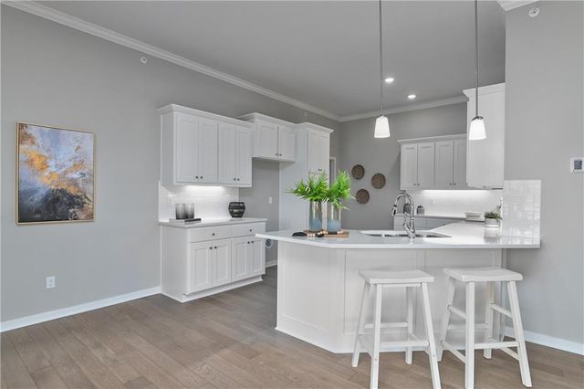 11921 S Tallgrass Drive 601, Olathe, KS 66061