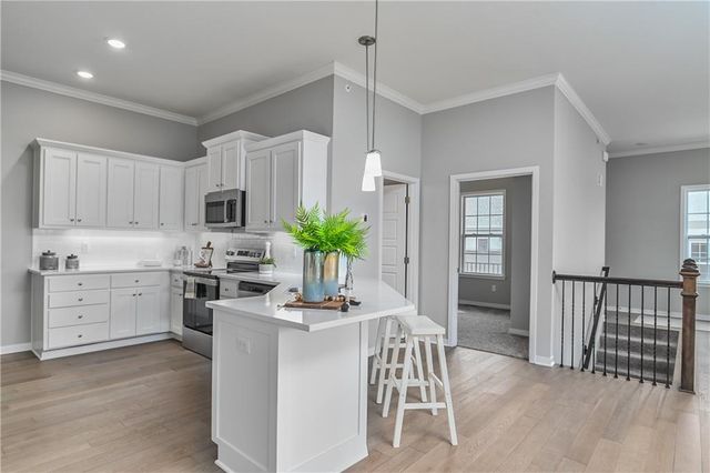 11921 S Tallgrass Drive 601, Olathe, KS 66061