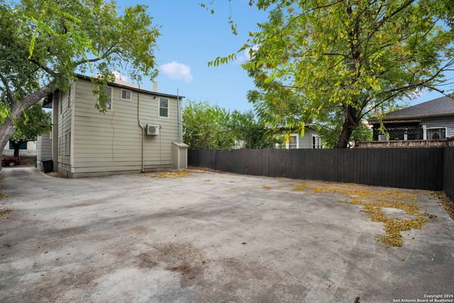 618 Atlanta St Apt 4, San Antonio, TX 78212
