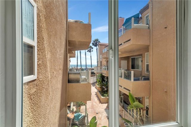 2000 Pacific Coast Highway 203, Huntington Beach, CA 92648