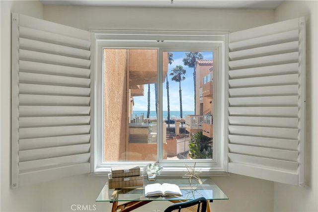 2000 Pacific Coast Highway 203, Huntington Beach, CA 92648