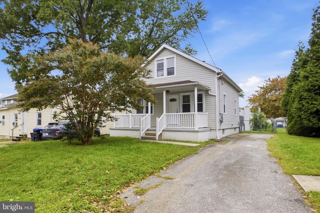 2212 PLEASANTVIEW AVE, UPPER CHICHESTER, PA 19061 — exterior