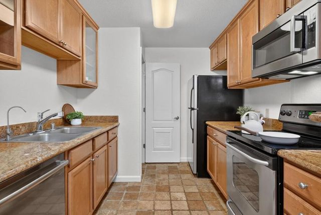 2250 Monroe Street 109, Santa Clara, CA 95050