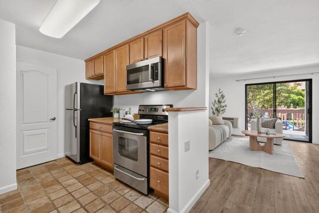 2250 Monroe Street 109, Santa Clara, CA 95050