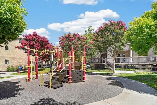 2250 Monroe Street 109, Santa Clara, CA 95050