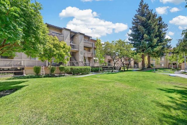 2250 Monroe Street 109, Santa Clara, CA 95050