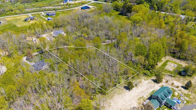 7032 Glenn Oaks Drive, South Haven, MI 49090