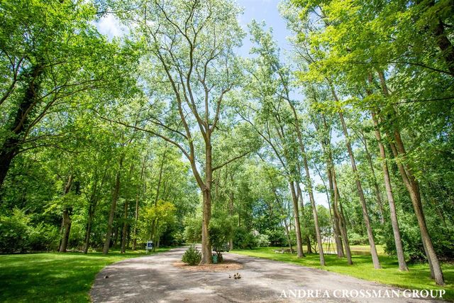 7032 Glenn Oaks Drive, South Haven, MI 49090