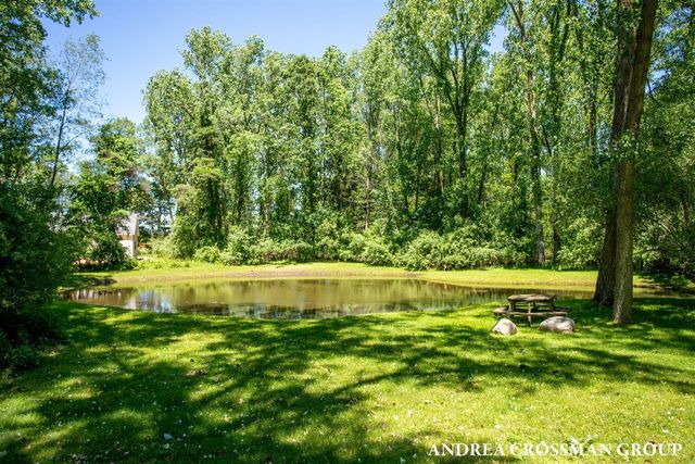 7032 Glenn Oaks Drive, South Haven, MI 49090