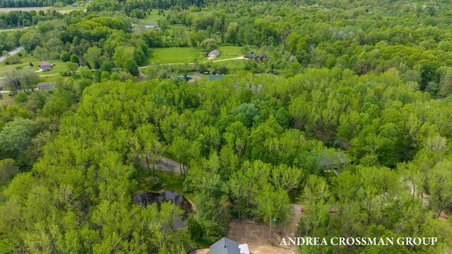 7032 Glenn Oaks Drive, South Haven, MI 49090