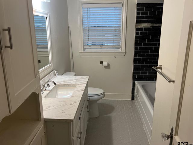 514 E Charnwood, Tyler, TX 75701