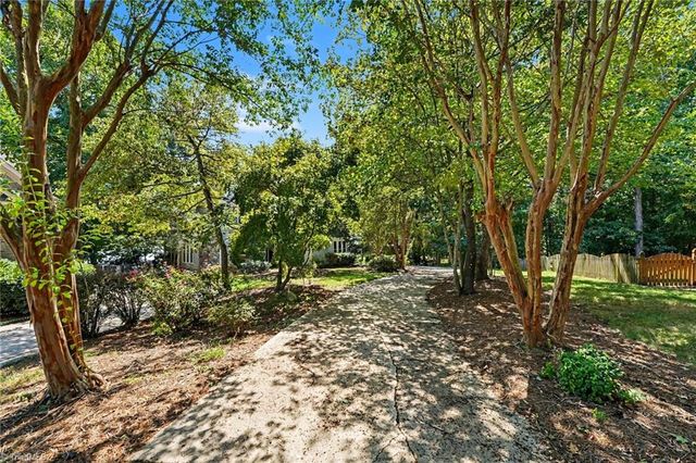 5305 Coveview Court, Greensboro, NC 27407