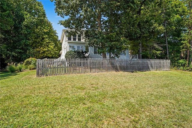 5305 Coveview Court, Greensboro, NC 27407