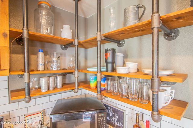 119 Pony Express Trail, Lubbock, TX 79404