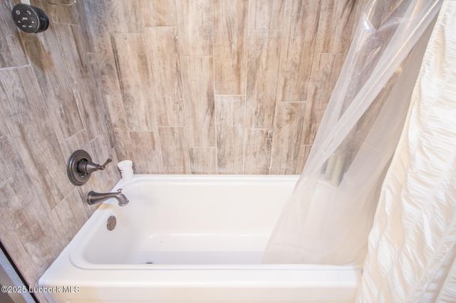 119 Pony Express Trail, Lubbock, TX 79404