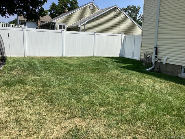 512 Fenimore Avenue, North Babylon, NY 11703