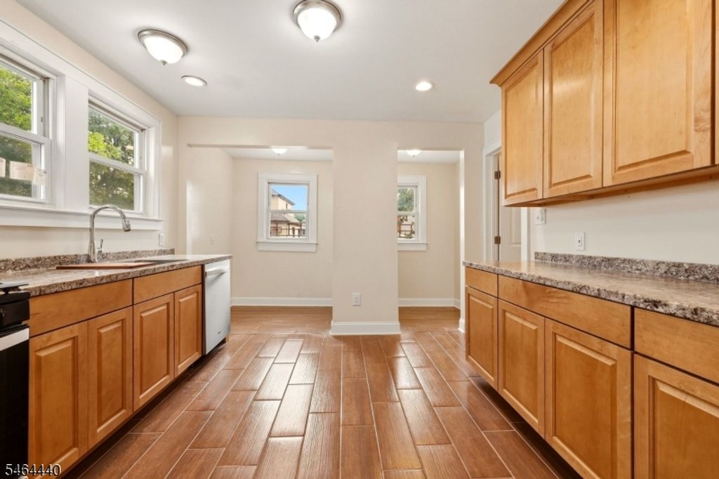 1585 Hillcrest Ter, Union Twp., NJ 07083 — photo 5