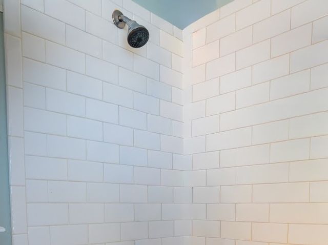 8 Lakeside Street, Providence, RI 02904