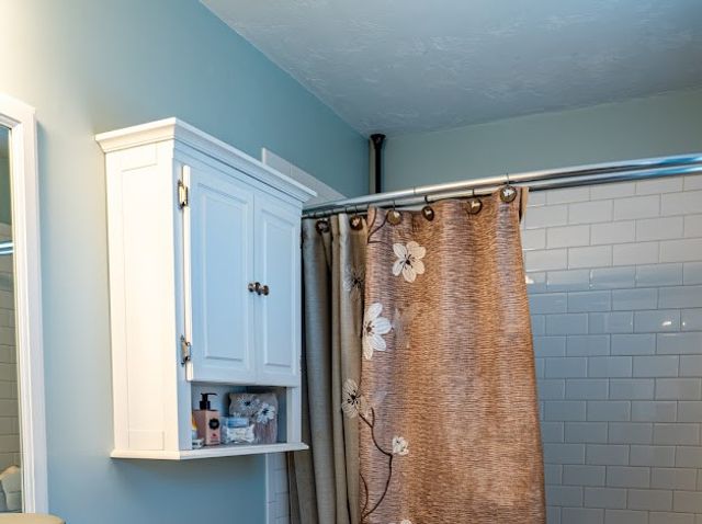 8 Lakeside Street, Providence, RI 02904