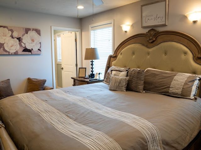 8 Lakeside Street, Providence, RI 02904