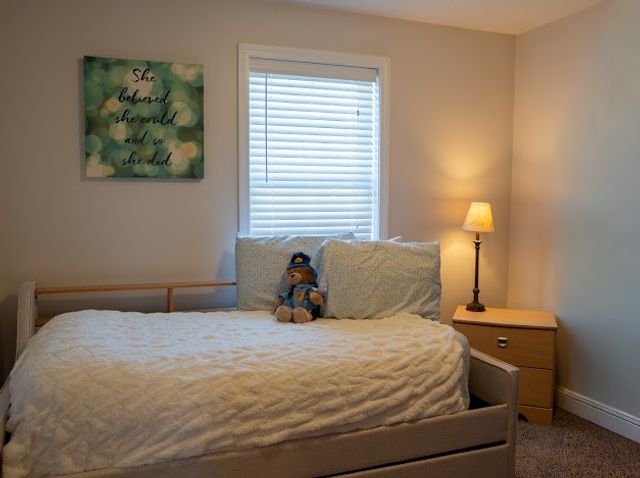 8 Lakeside Street, Providence, RI 02904