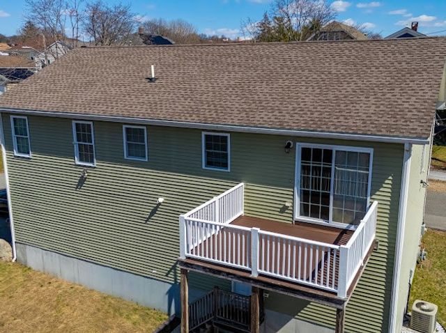 8 Lakeside Street, Providence, RI 02904