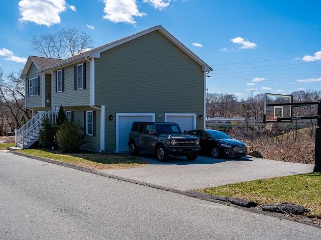 8 Lakeside Street, Providence, RI 02904